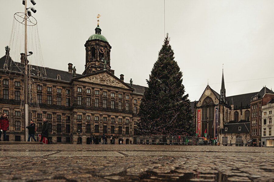 Dam Square